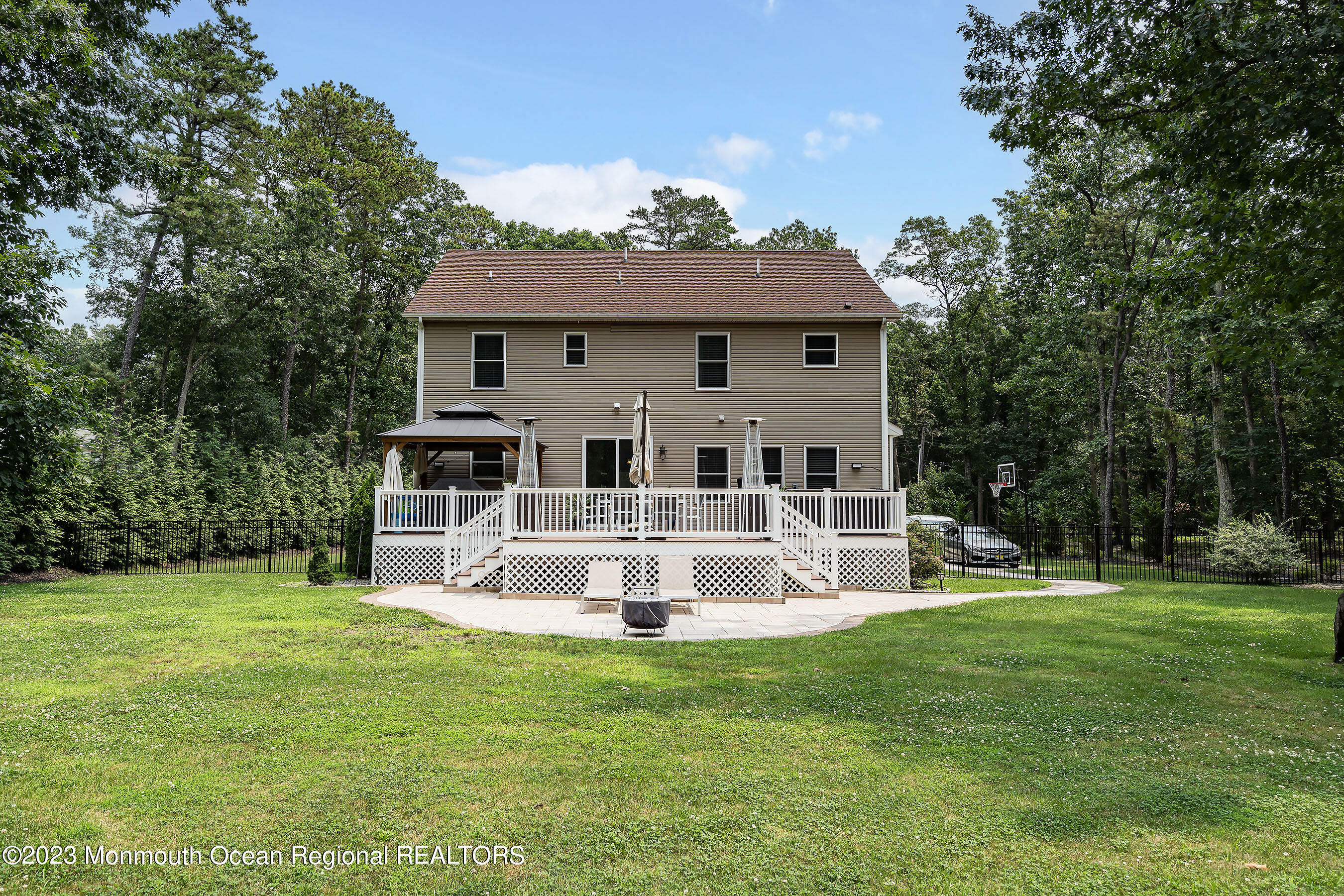 108 Wiseman Road Jackson, NJ 08527 - Photo 36 of 42 43-Rear 1