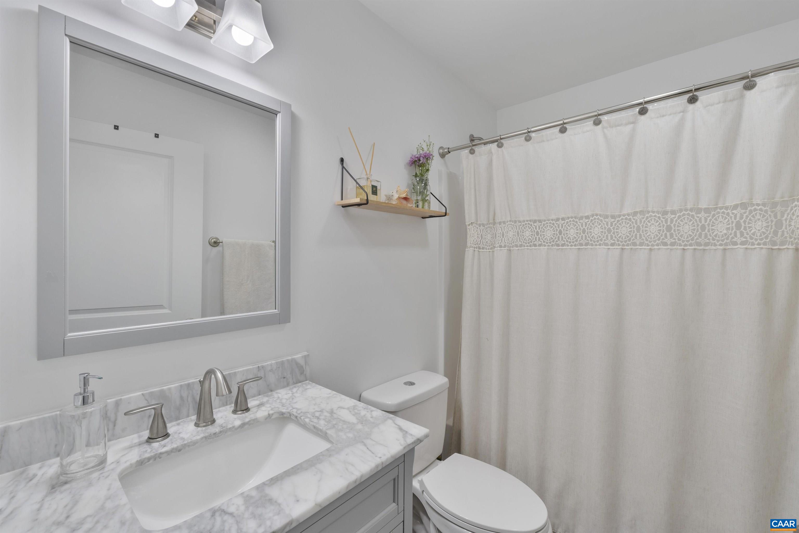 6516 Esmont Road Keene, VA 22946 - Photo 15 of 37 Gallery Image 15