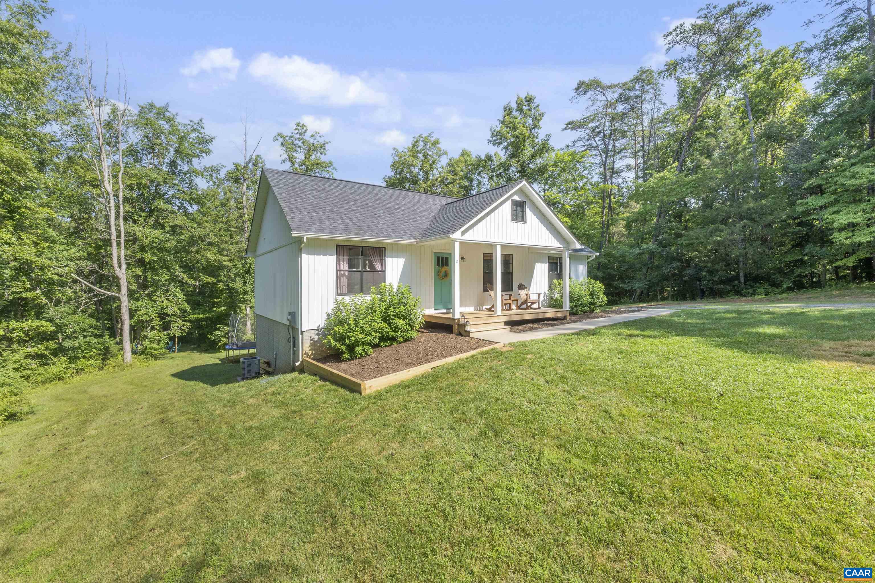 6516 Esmont Road Keene, VA 22946 - Photo 28 of 37 Gallery Image 28