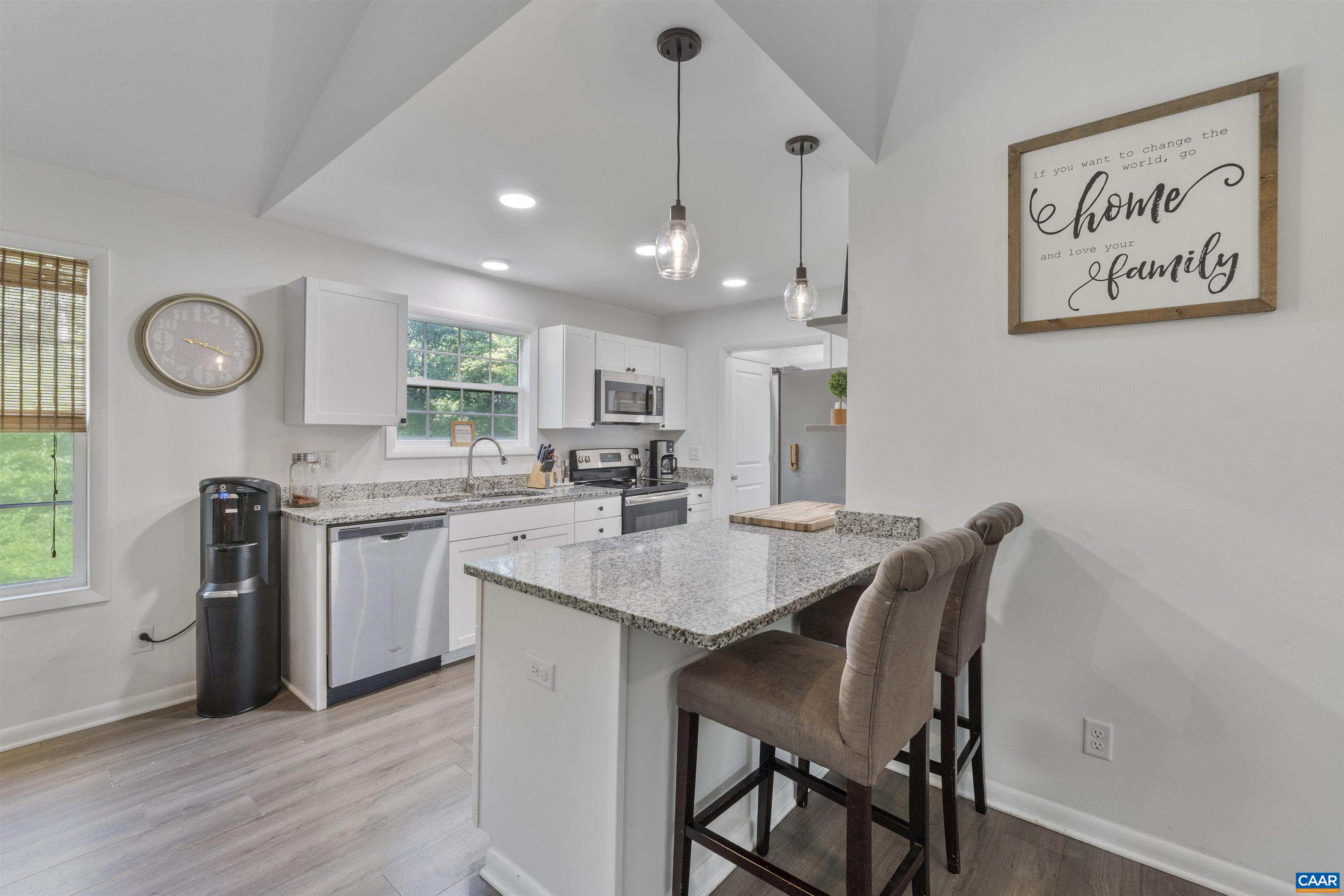 6516 Esmont Road Keene, VA 22946 - Photo 9 of 37 Gallery Image 9