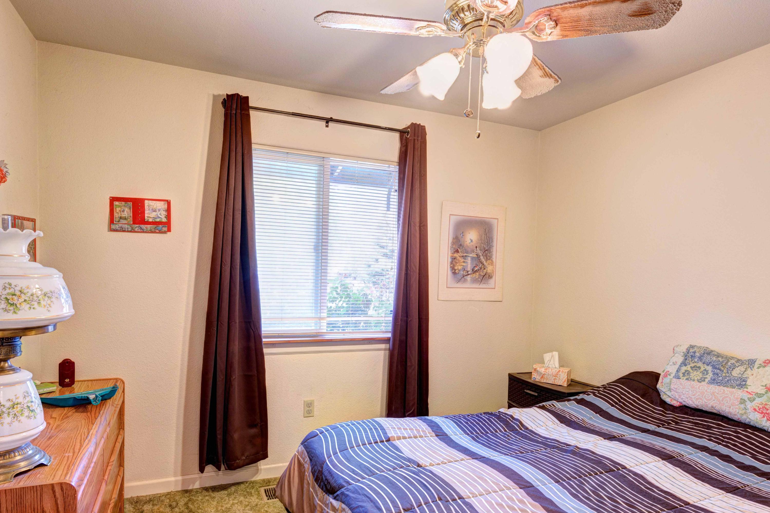 14813 Ravine Road Redding, CA 96003 - Photo 14 of 27 graceastonphotography-18