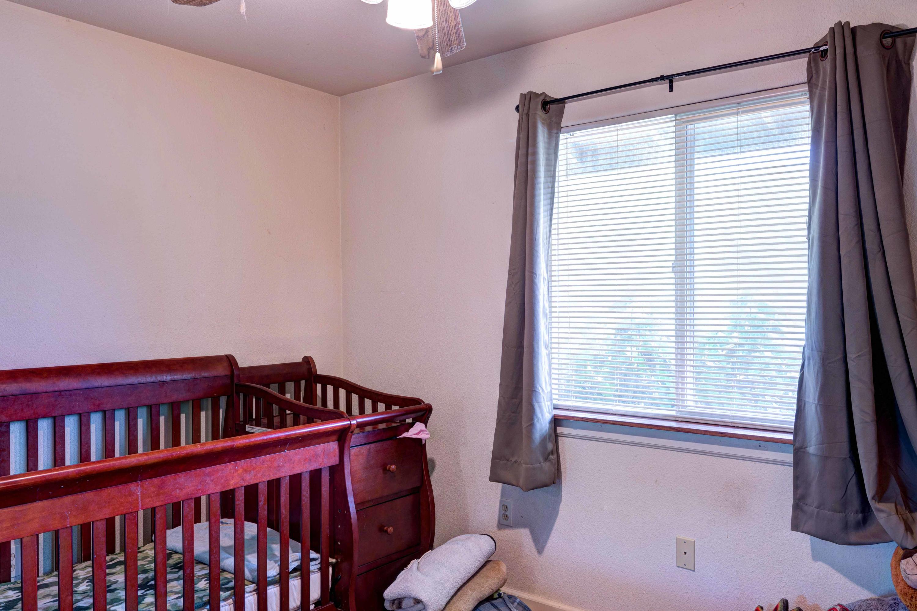 14813 Ravine Road Redding, CA 96003 - Photo 15 of 27 graceastonphotography-19