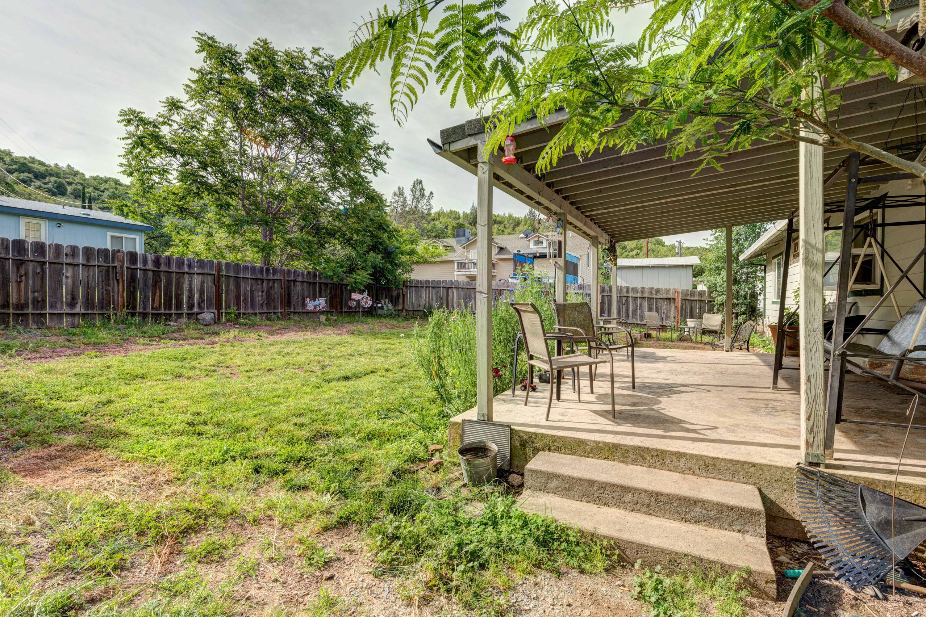 14813 Ravine Road Redding, CA 96003 - Photo 20 of 27 graceastonphotography-25