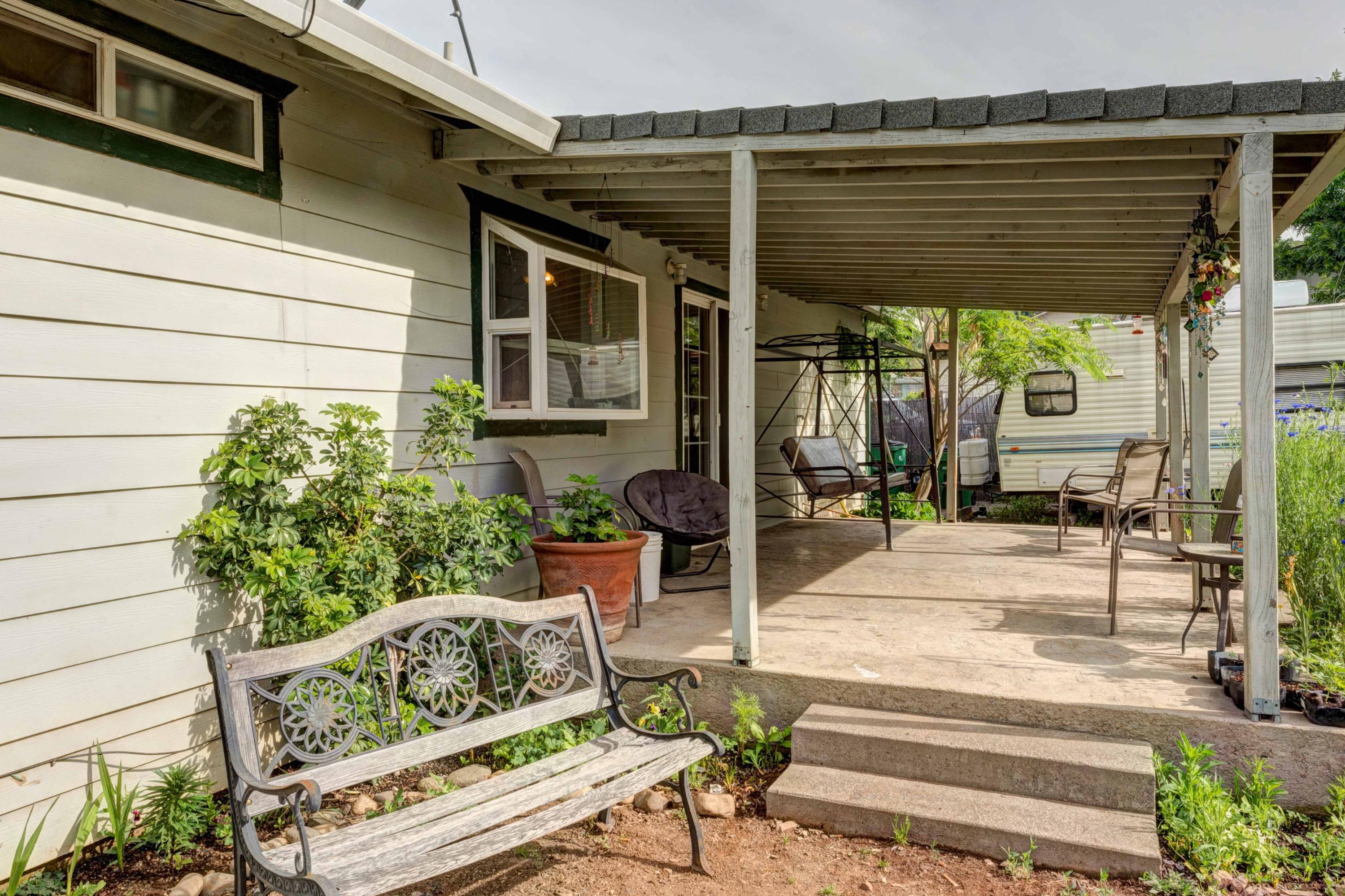 14813 Ravine Road Redding, CA 96003 - Photo 21 of 27 graceastonphotography-31