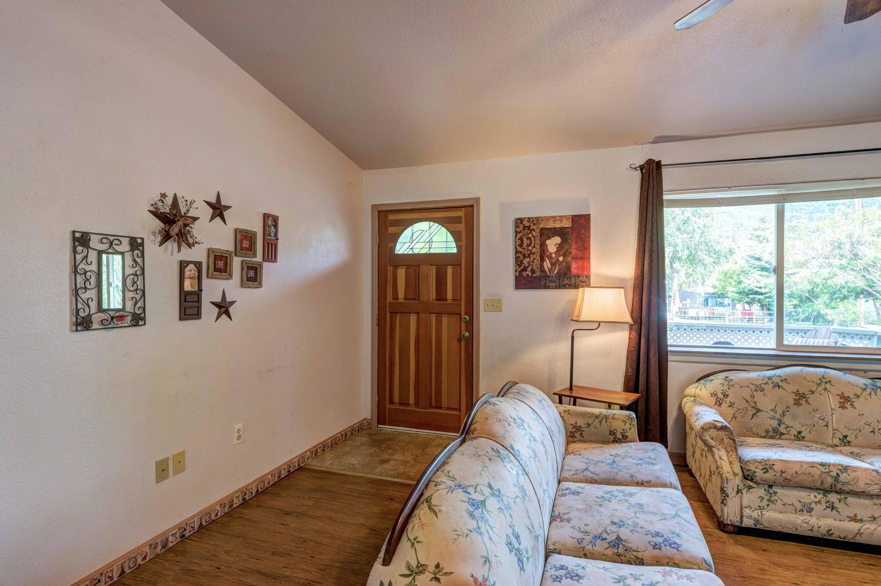 14813 Ravine Road Redding, CA 96003 - Photo 6 of 27 graceastonphotography-9