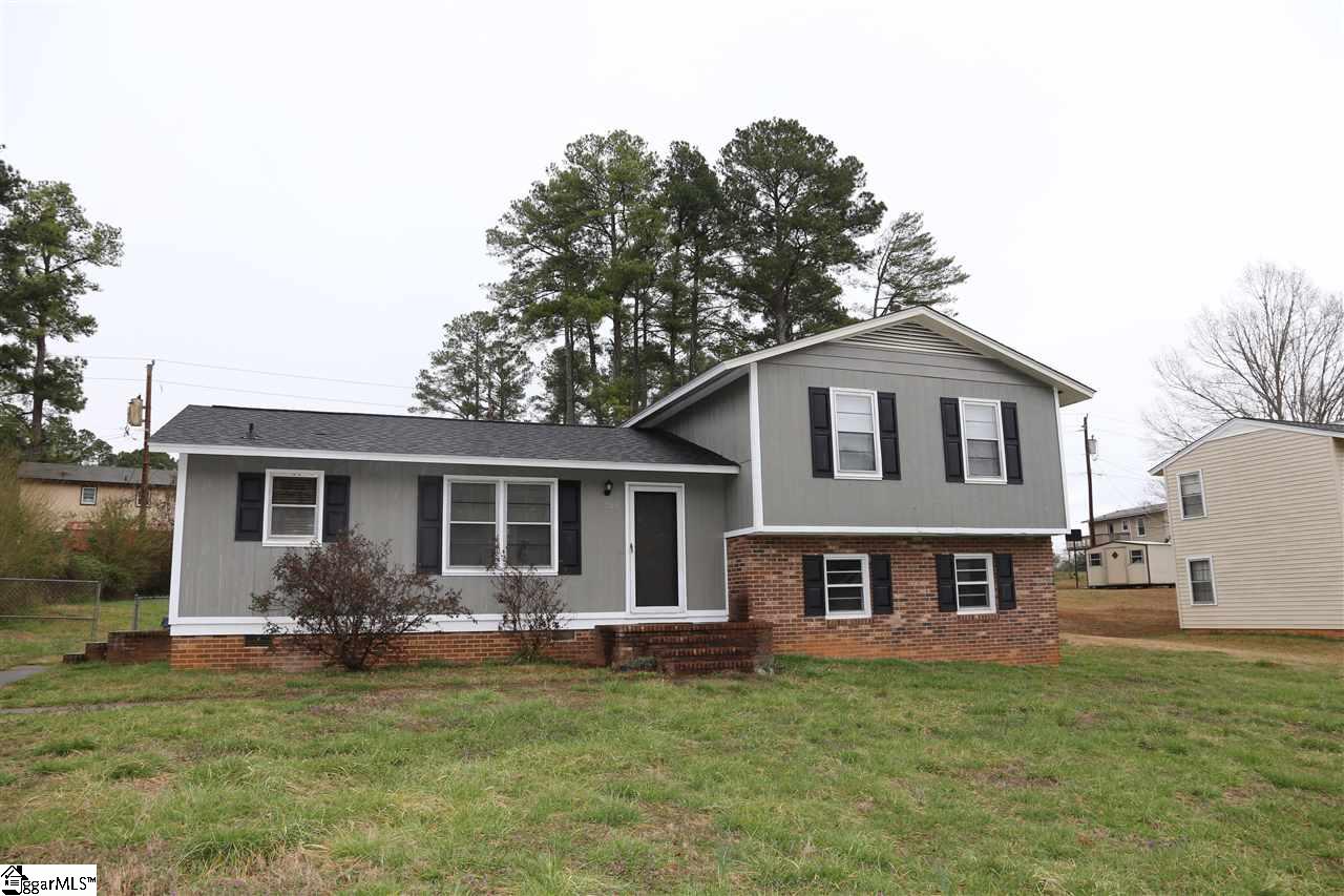 219 Georgetown Road Easley, SC 29640 - Photo 1 of 19