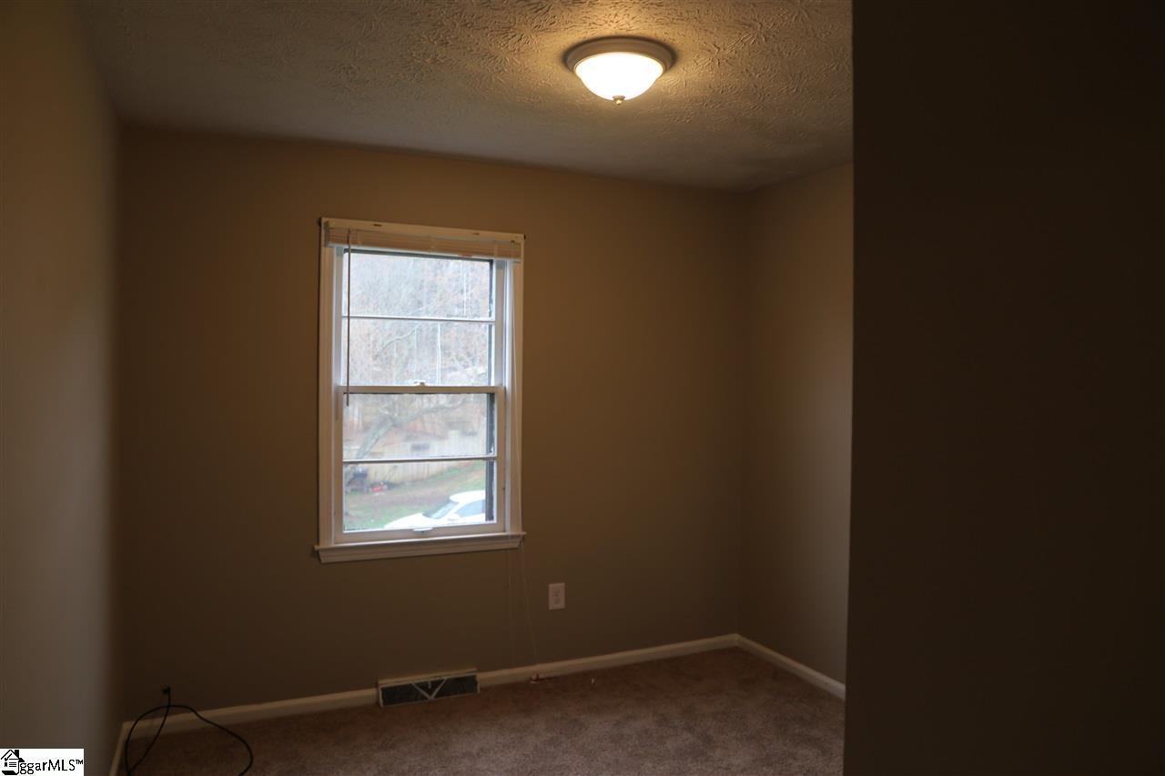 219 Georgetown Road Easley, SC 29640 - Photo 12 of 19