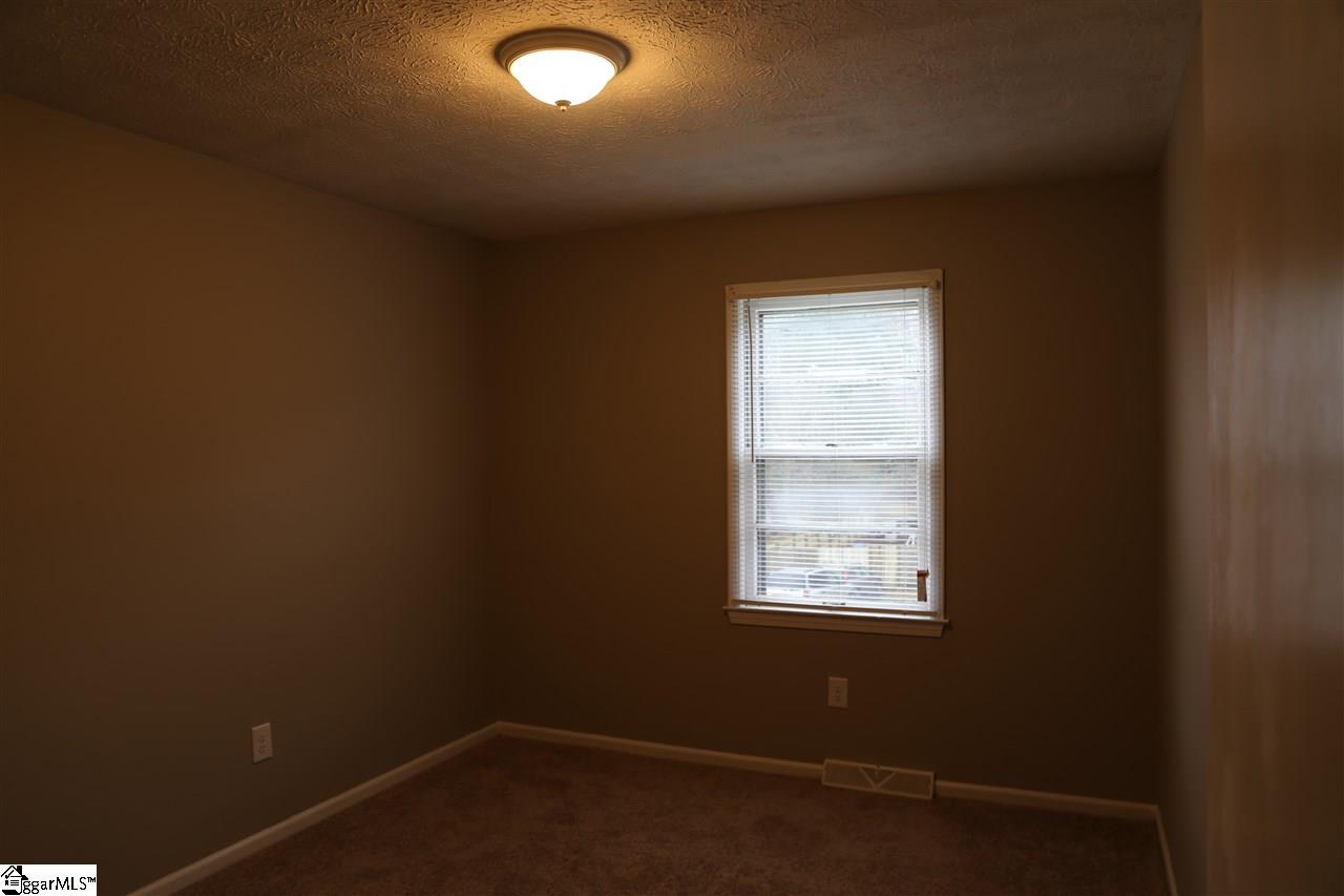 219 Georgetown Road Easley, SC 29640 - Photo 14 of 19
