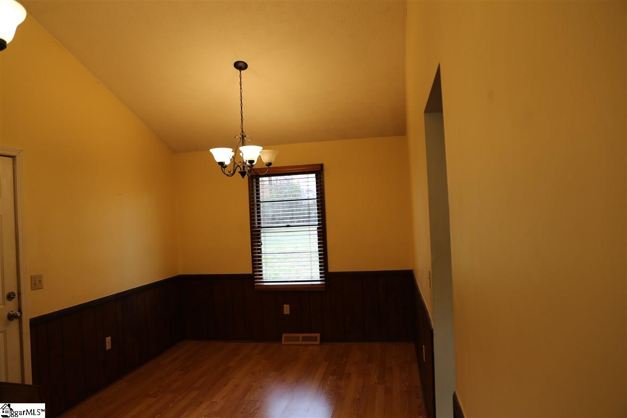 219 Georgetown Road Easley, SC 29640 - Photo 3 of 19