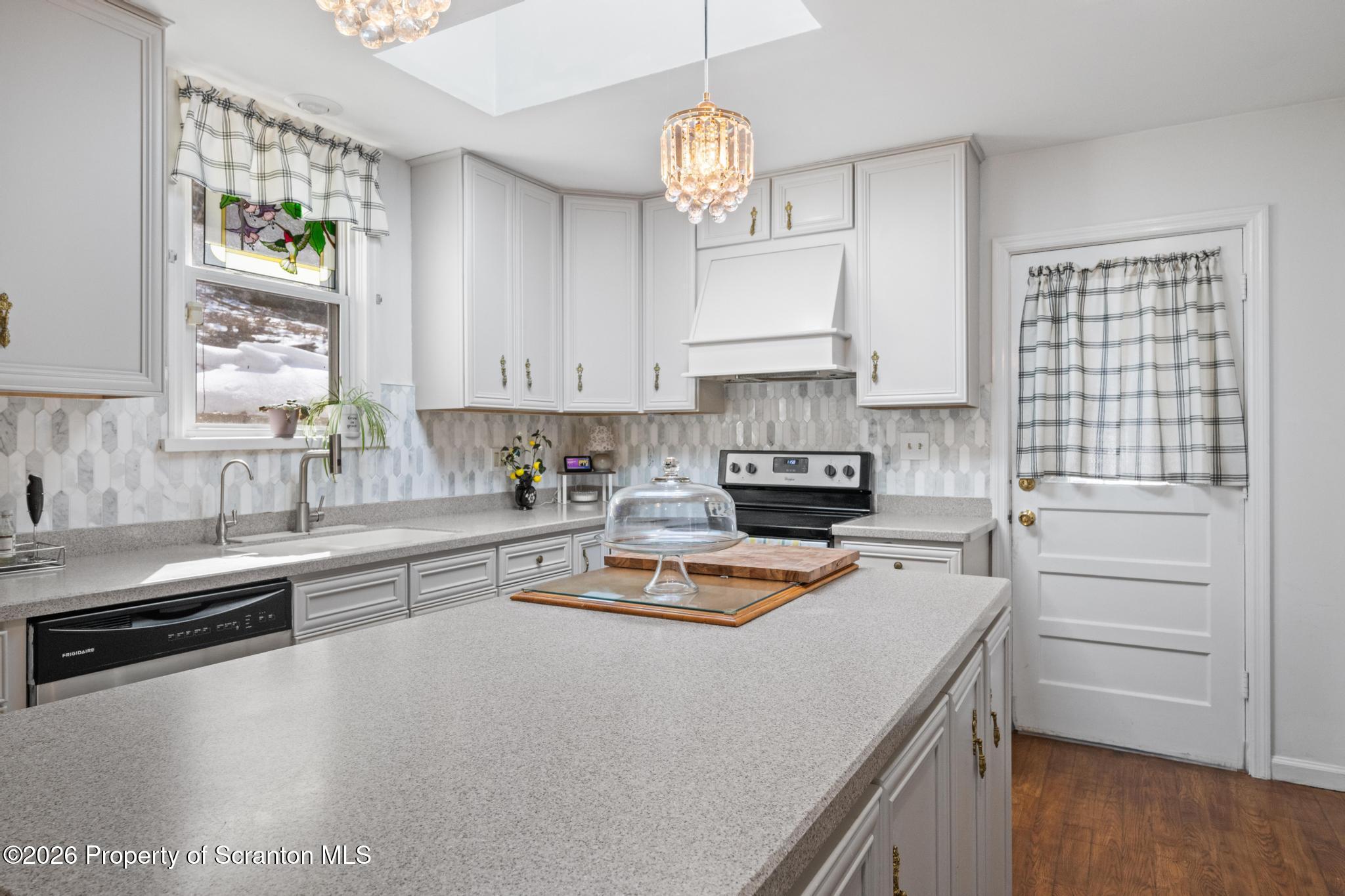 502 Gravel Pond Road Clarks Summit, PA 18411 - Photo 20 of 91 DSC_1425