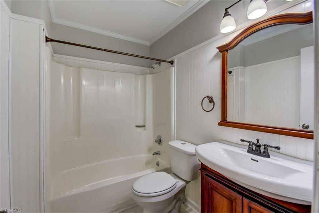 906 Thrushwood Circle Rural Hall, NC 27045 - Photo 16 of 30 Gallery Image 16