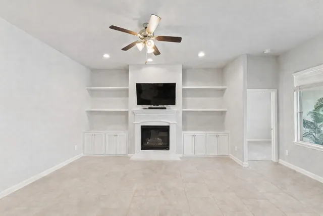 $2,400 | 4039 Prairie Landing Lane, Katy, TX 77494