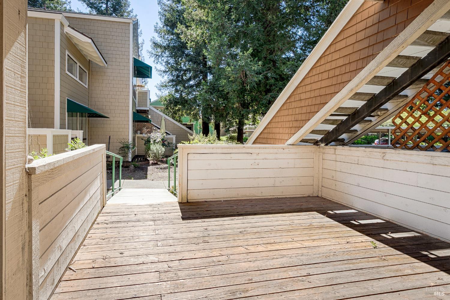 901 Russell Avenue, Unit 136 Santa Rosa, CA 95403 - Photo 6 of 34