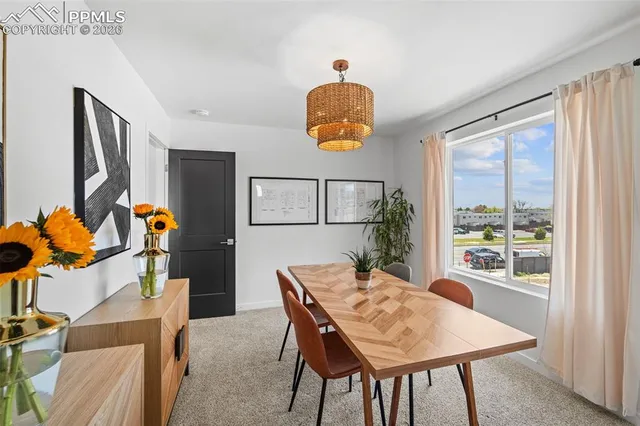 $389,900 | 1952 Dawkins View, Colorado Springs, CO 80910