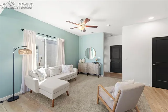 $389,900 | 1952 Dawkins View, Colorado Springs, CO 80910