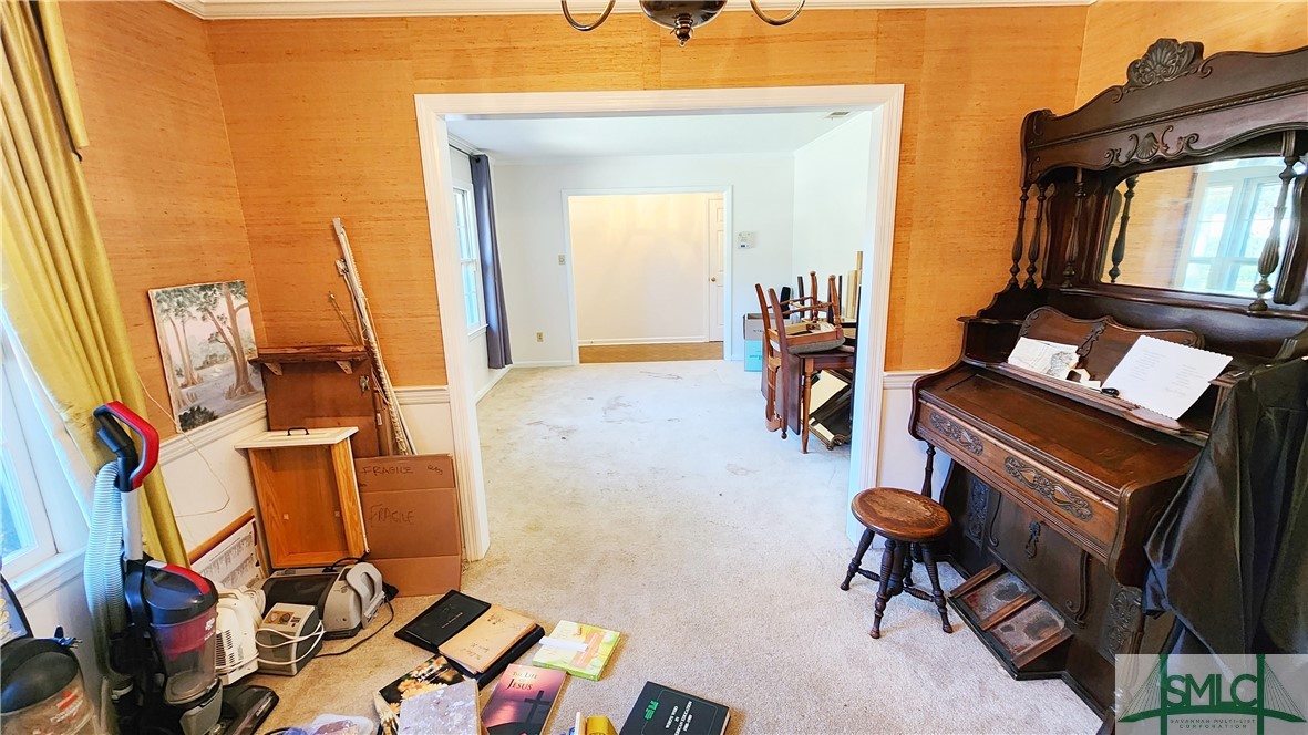 22 South Millward Road Savannah, GA 31410 - Photo 13 of 47 Dining Room to Living Room