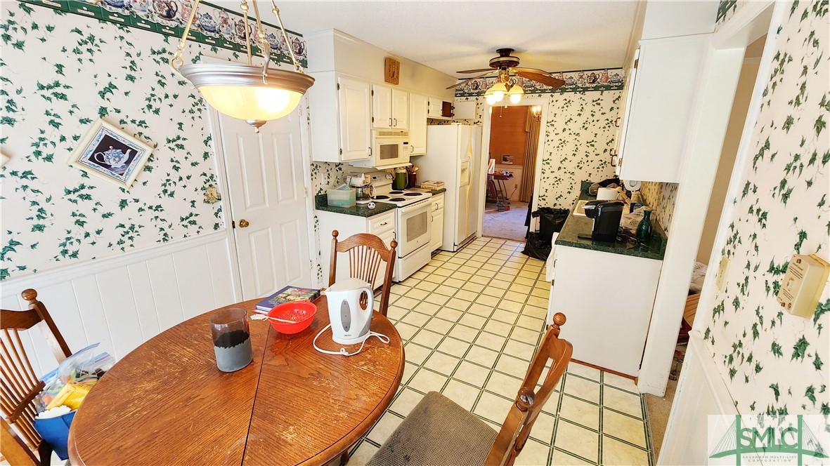 22 South Millward Road Savannah, GA 31410 - Photo 18 of 47 Kitchen
