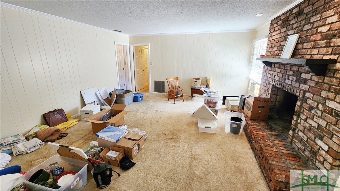 22 South Millward Road Savannah, GA 31410 - Photo 21 of 47 Family Room