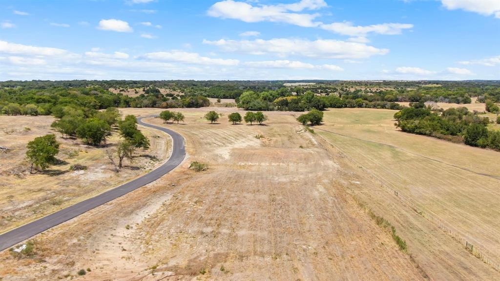 200 Gibson Lane Azle, TX 76020 - Photo 1 of 4 a view of a terrace with skyline