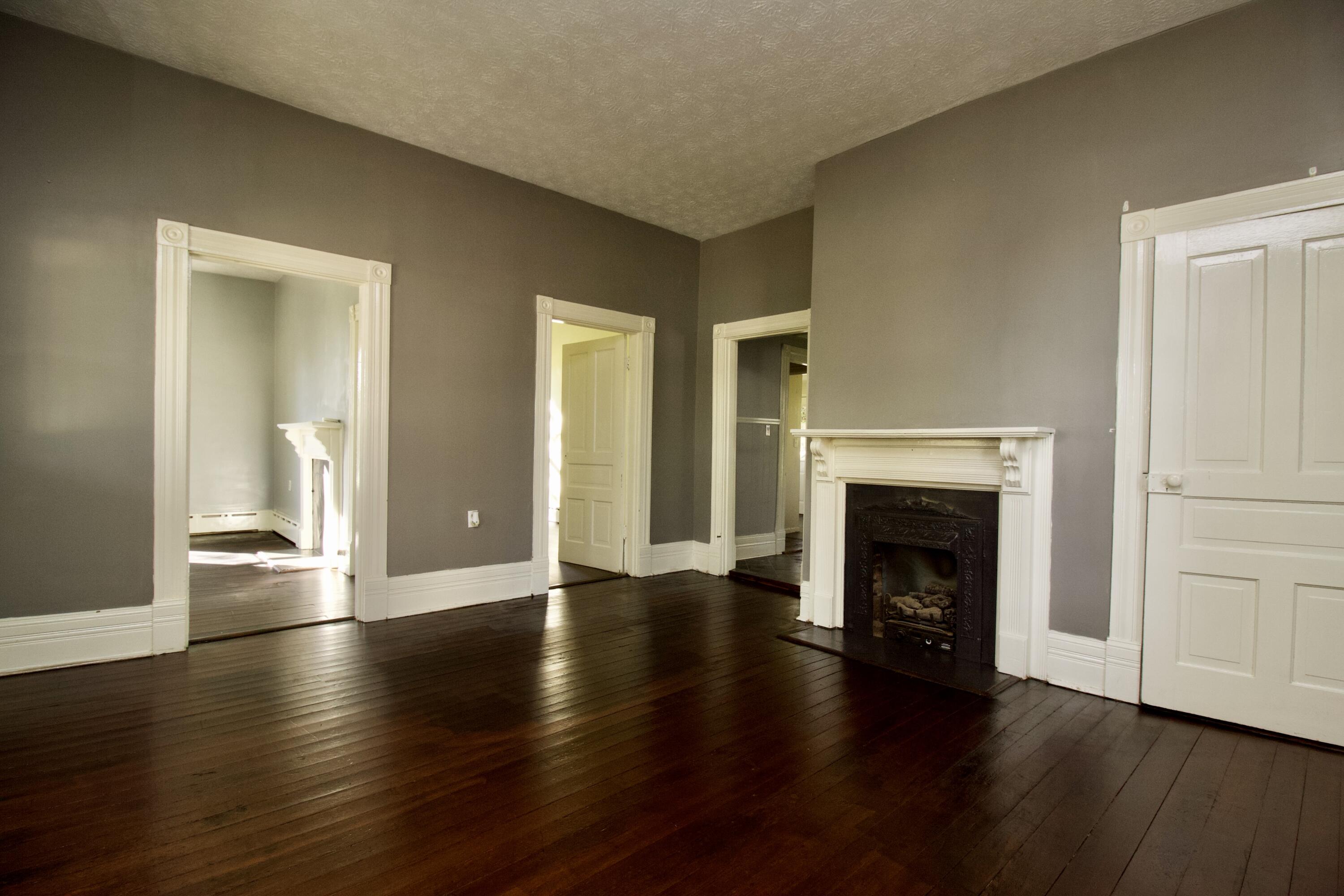 537 South Buell Street Perryville, KY 40468 - Photo 3 of 14 315E0C2B-1F34-4C5C-9DFB-6A5996726AA6