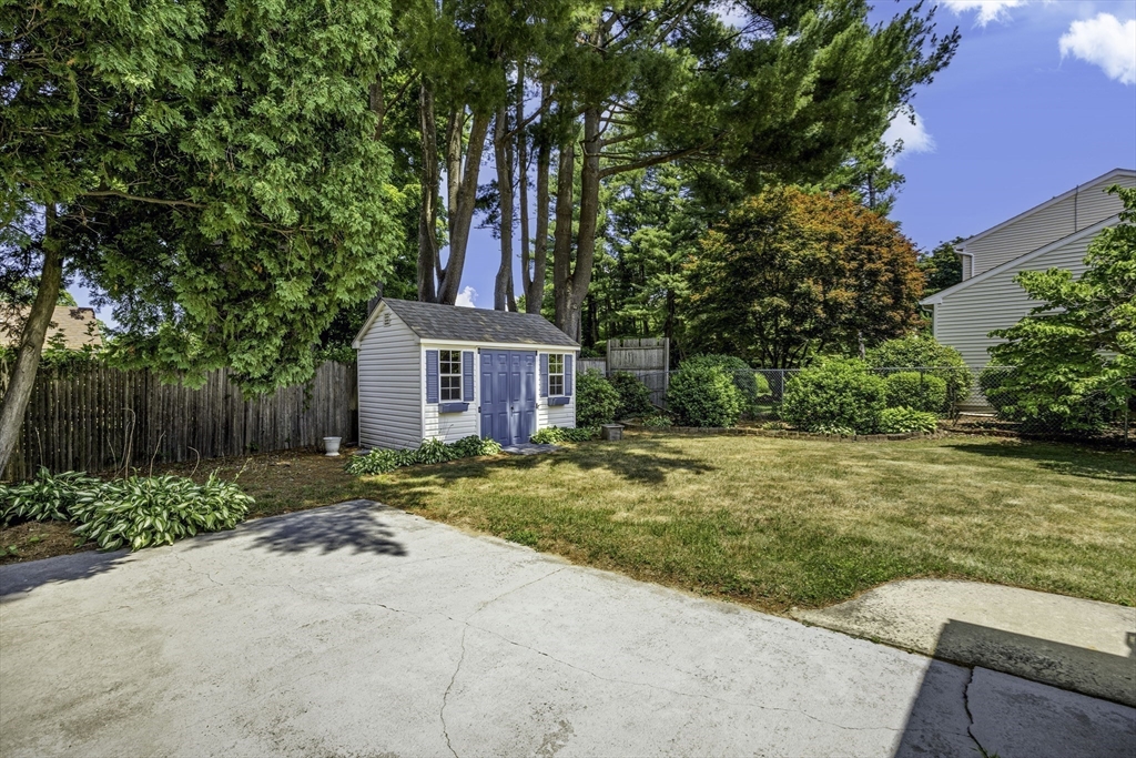 1855 Parker Street Springfield, MA 01128 - Photo 17 of 20