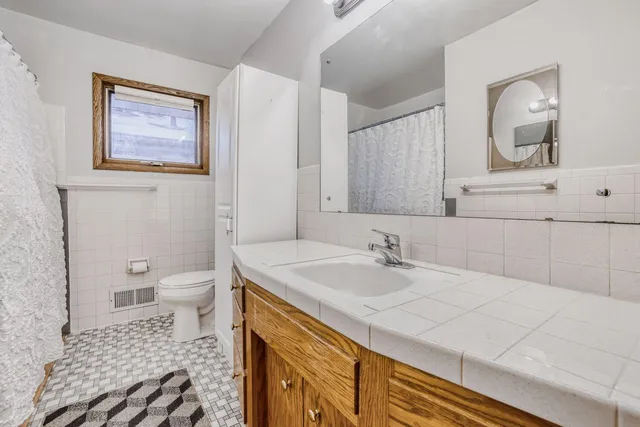 $299,900 | 1508 McAfee Street, St. Paul, MN 55106