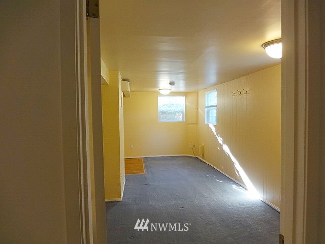 1048 Southwest 4th Place Renton, WA 98057 - Photo 13 of 15