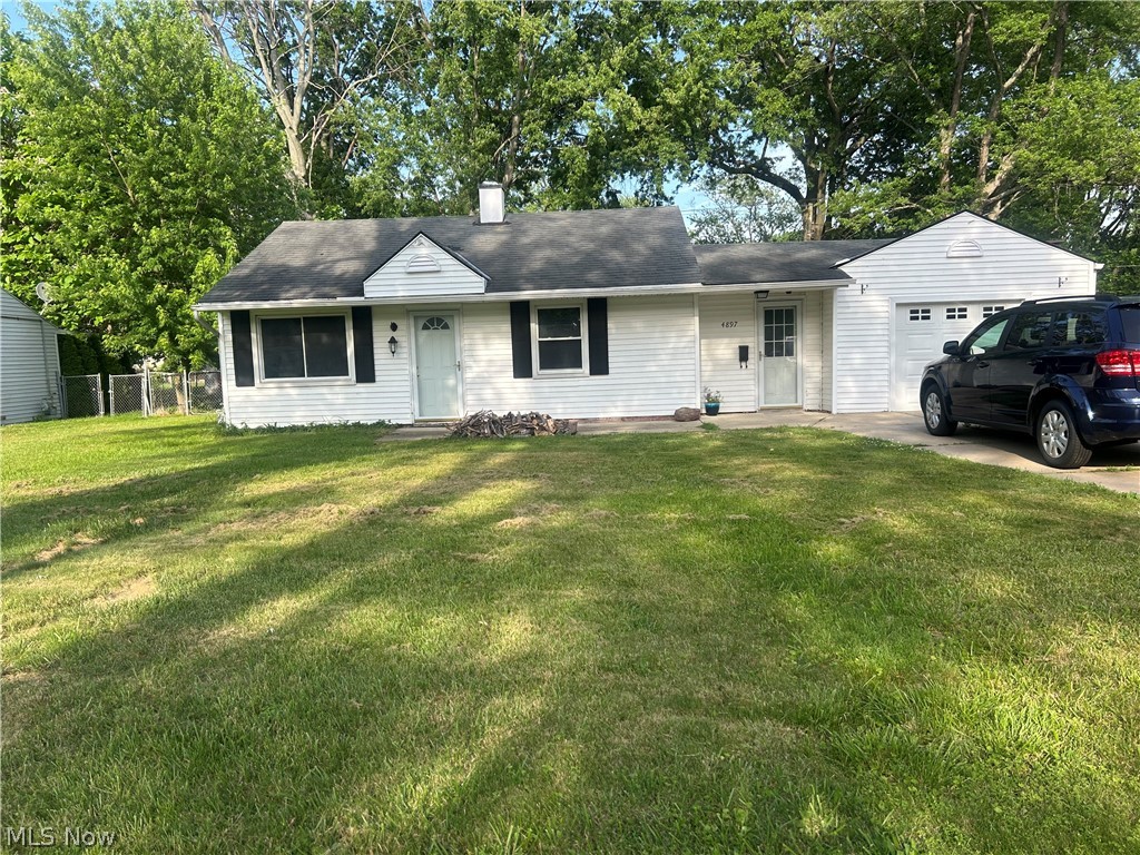 4897 Belle Meadow Road Mentor, OH 44060 - Photo 2 of 9