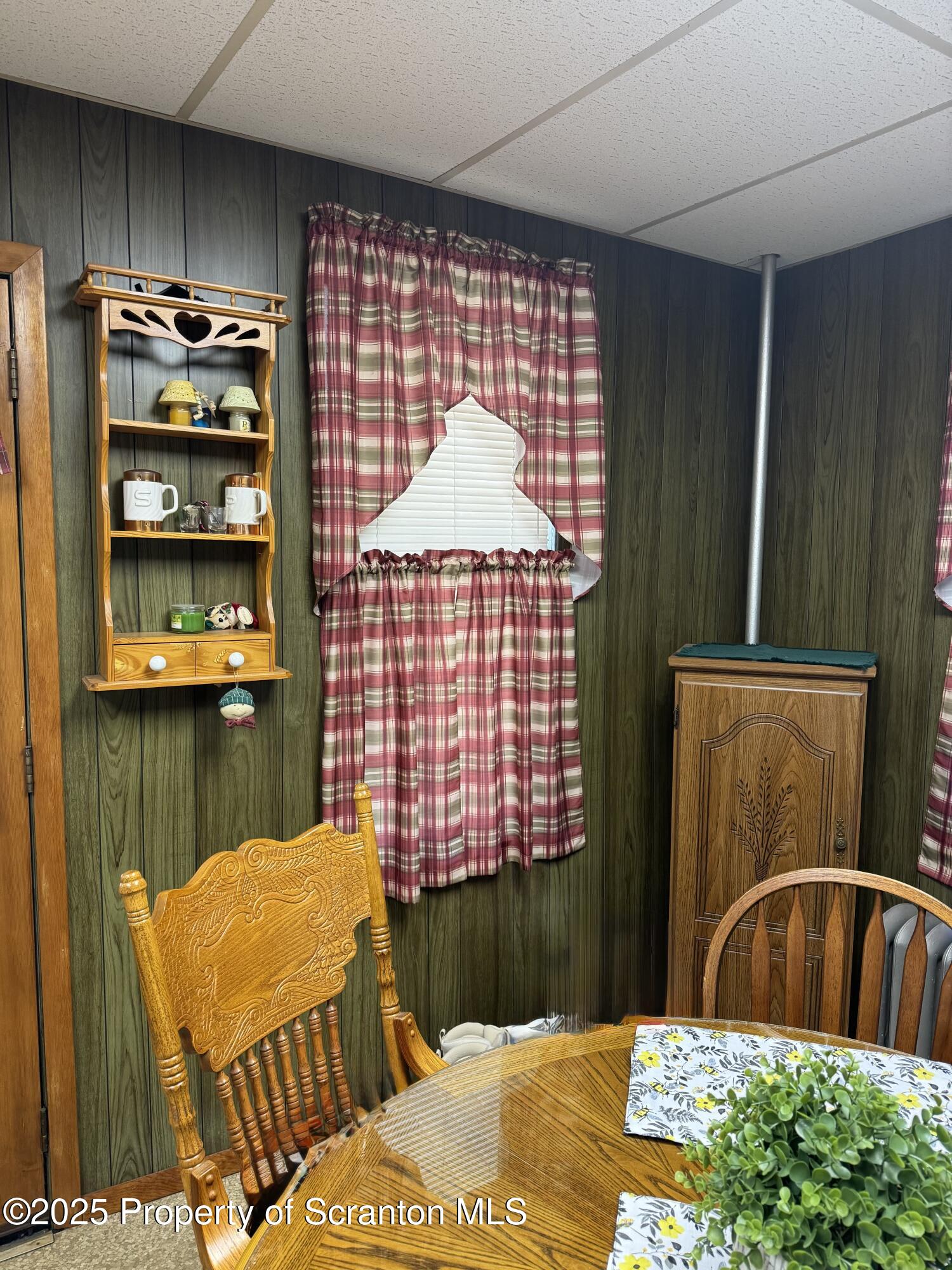 205-207 Spring Street Scranton, PA 18508 - Photo 25 of 40 207 kitchen