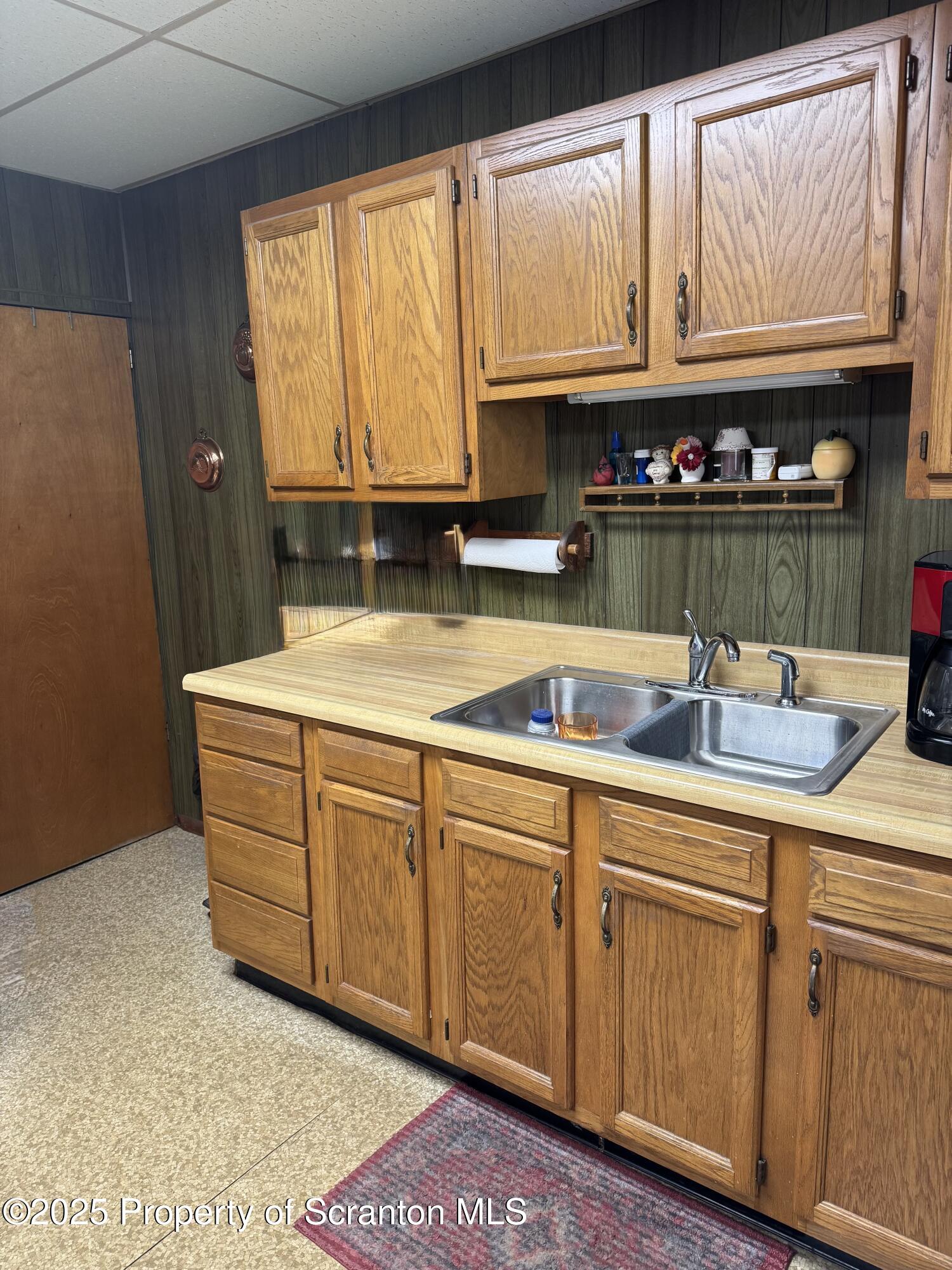 205-207 Spring Street Scranton, PA 18508 - Photo 26 of 40 207 kitchen