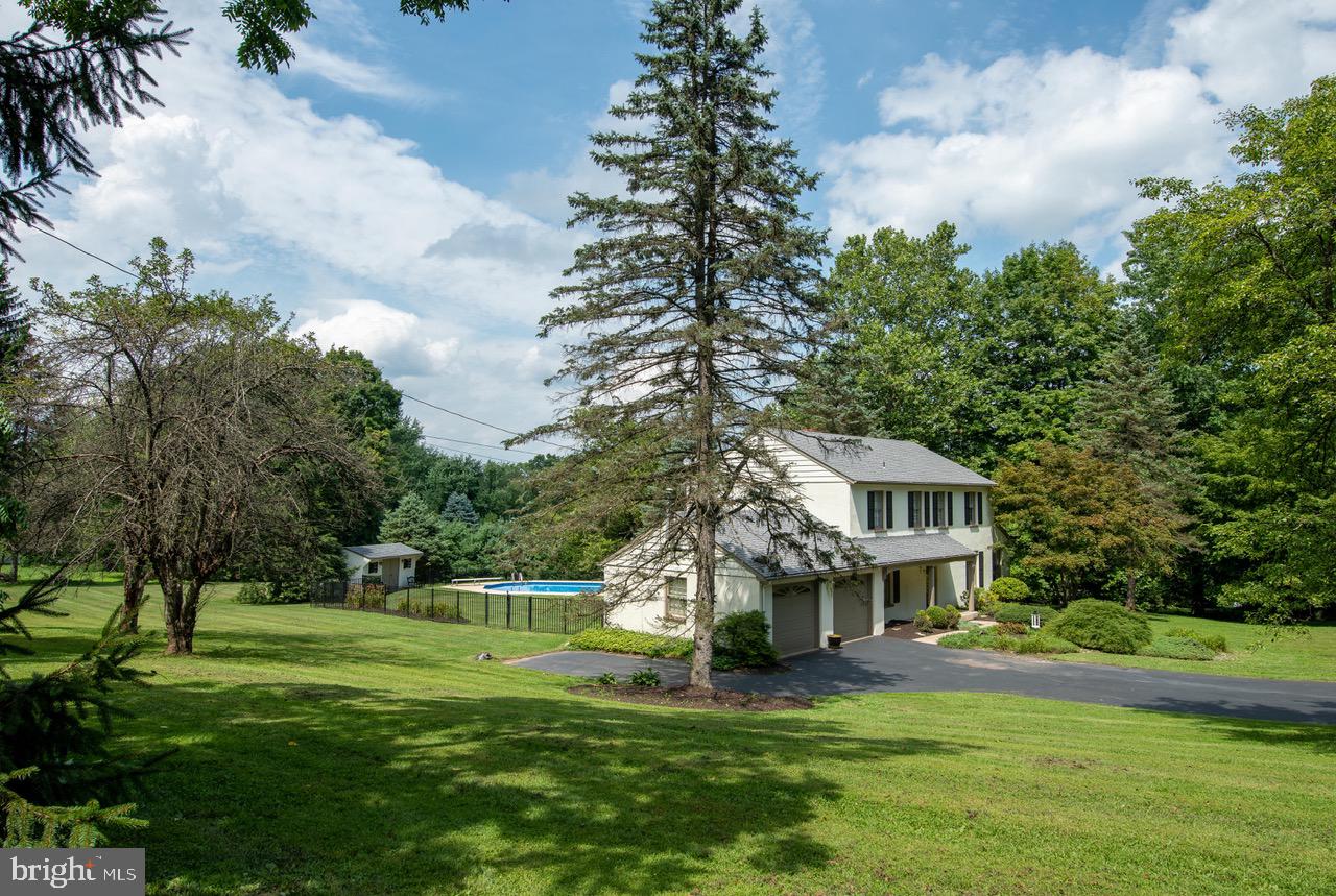 324 Grubb Road Pottstown, PA 19465 - Photo 3 of 28