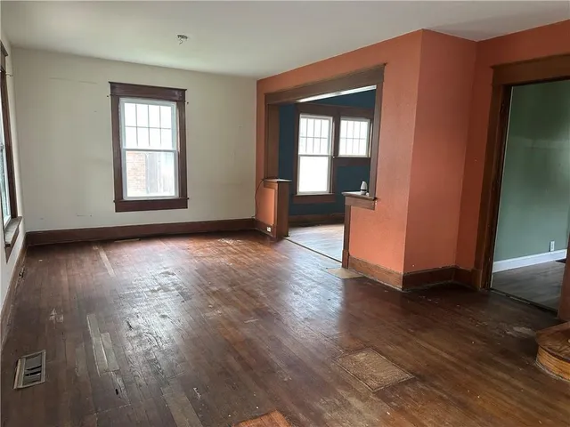 $69,900 | 404 Vine Street, Chillicothe, MO 64601