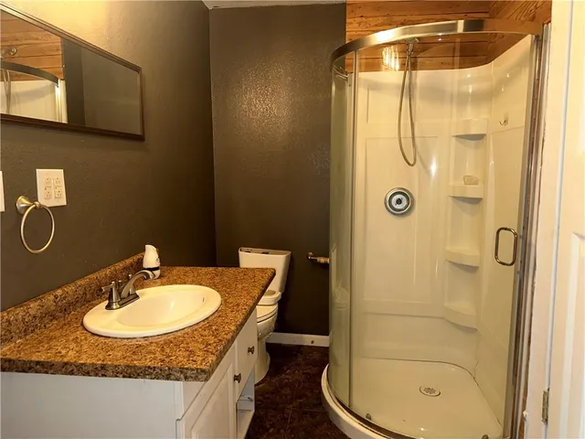 $69,900 | 404 Vine Street, Chillicothe, MO 64601