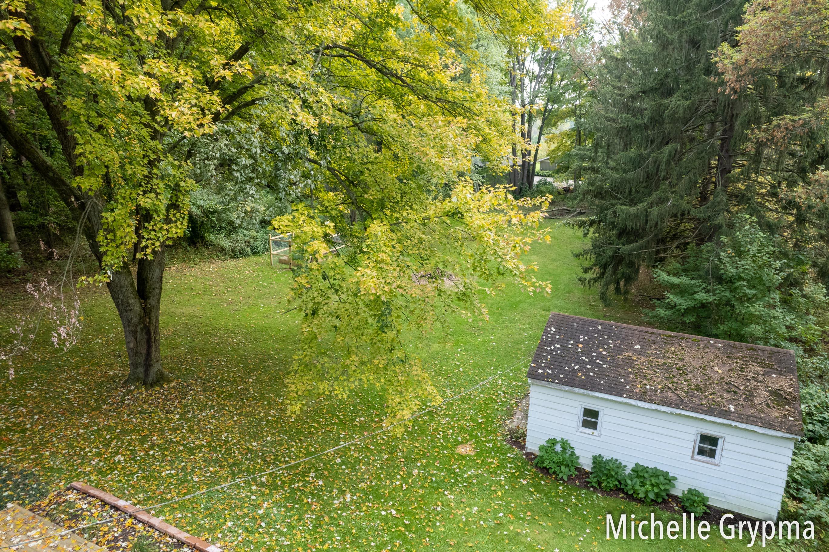 6084 Cascade Road Southeast Grand Rapids, MI 49546 - Photo 29 of 46 Aerial