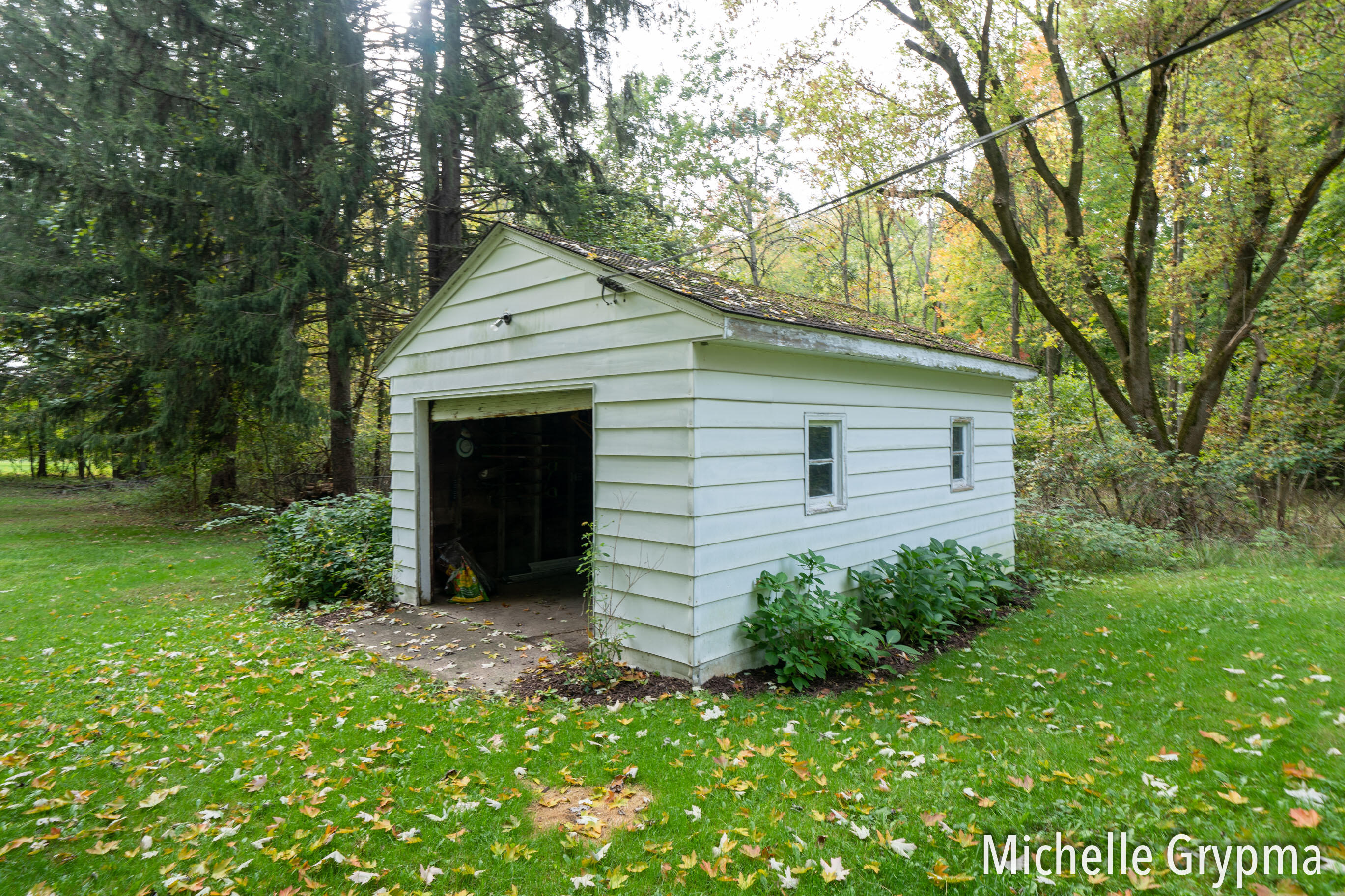 6084 Cascade Road Southeast Grand Rapids, MI 49546 - Photo 31 of 46 Shed 1