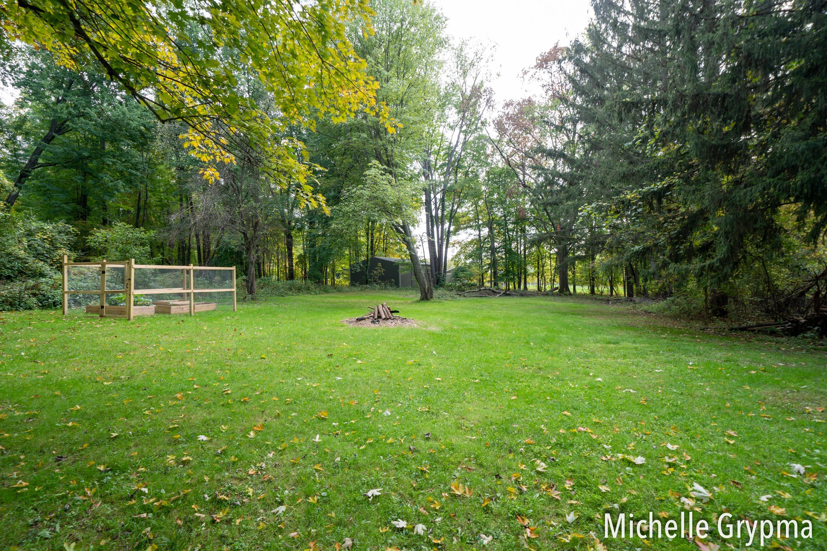 6084 Cascade Road Southeast Grand Rapids, MI 49546 - Photo 32 of 46 Back yard 2