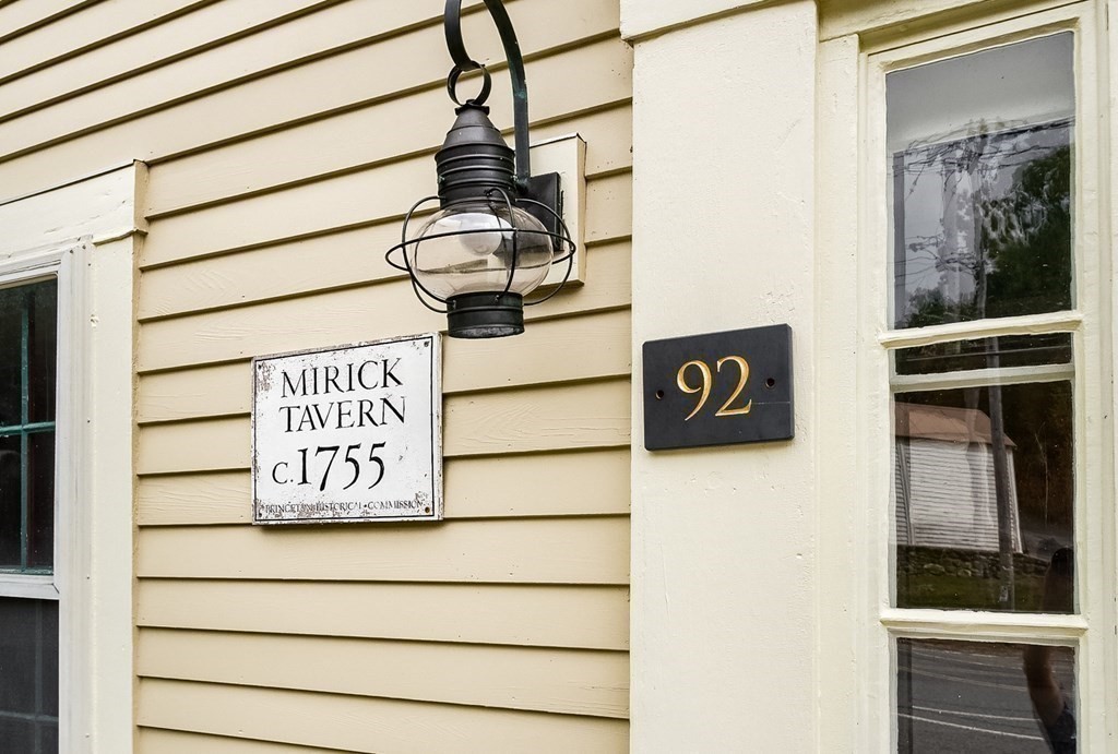 92 Mountain Road Princeton, MA 01541 - Photo 3 of 42 a close up of a street sign