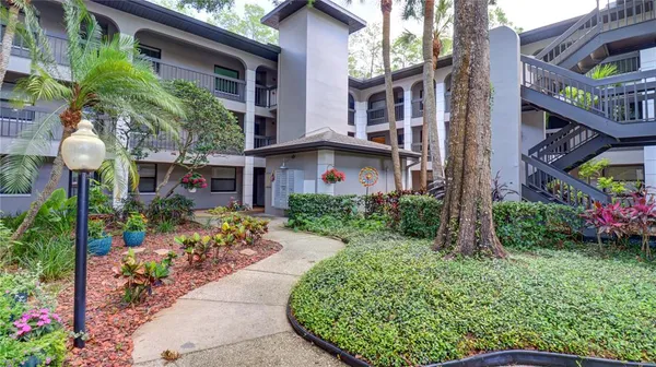 $1,650 | 3399 Mermoor Drive, Unit 207, Palm Harbor, FL 34685