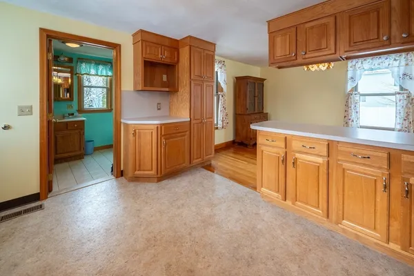 $375,000 | 128 Ann Street, Chicopee, MA 01020