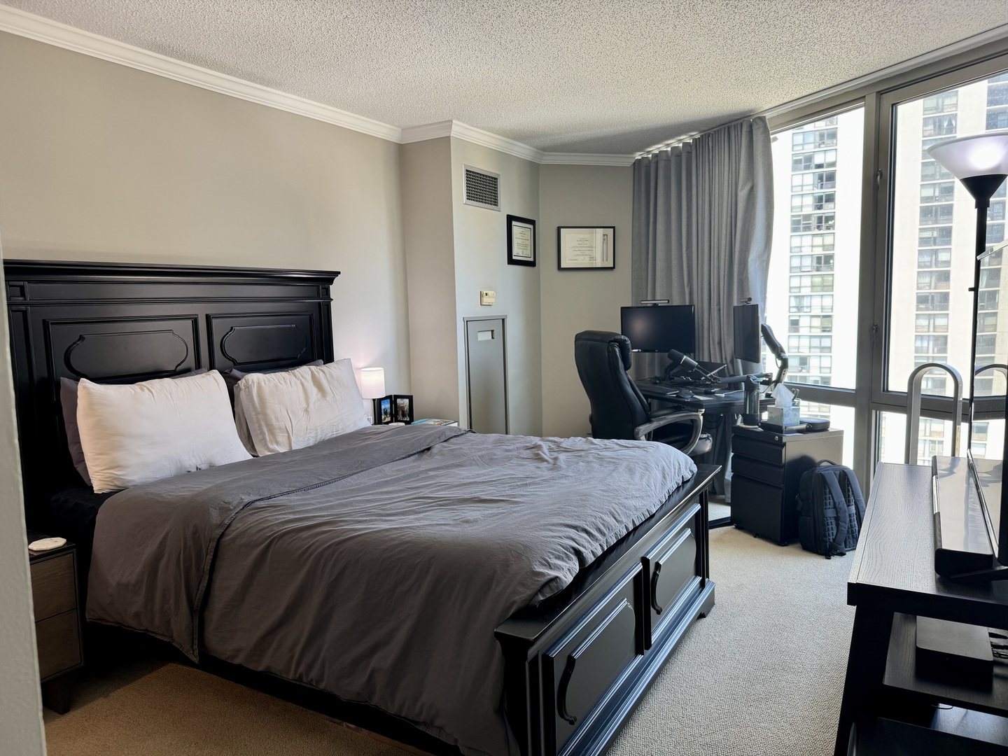 111 West Maple Street, Unit 1501 Chicago, IL 60610 - Photo 10 of 17