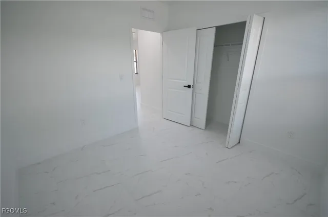 $2,600 | 2188 Barker Boulevard, Fort Myers, FL 33916