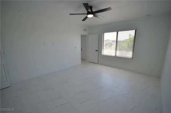 $2,600 | 2188 Barker Boulevard, Fort Myers, FL 33916