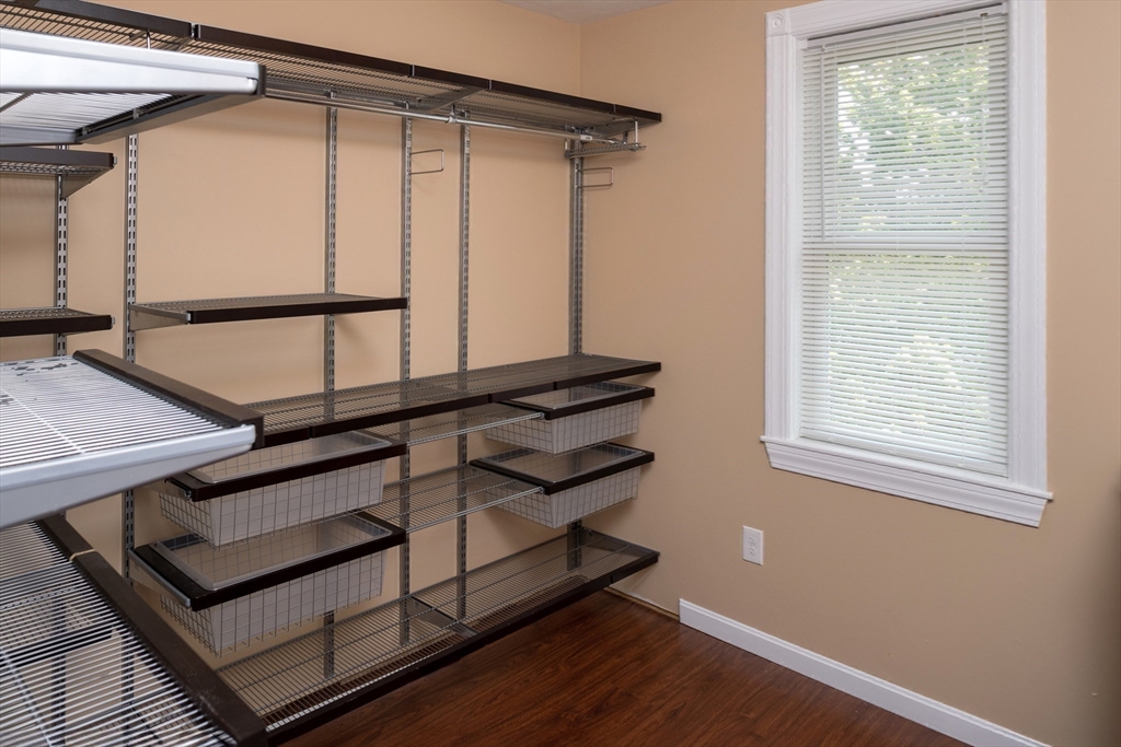 67 Newport Road Hull, MA 02045 - Photo 18 of 26 a view of entryway