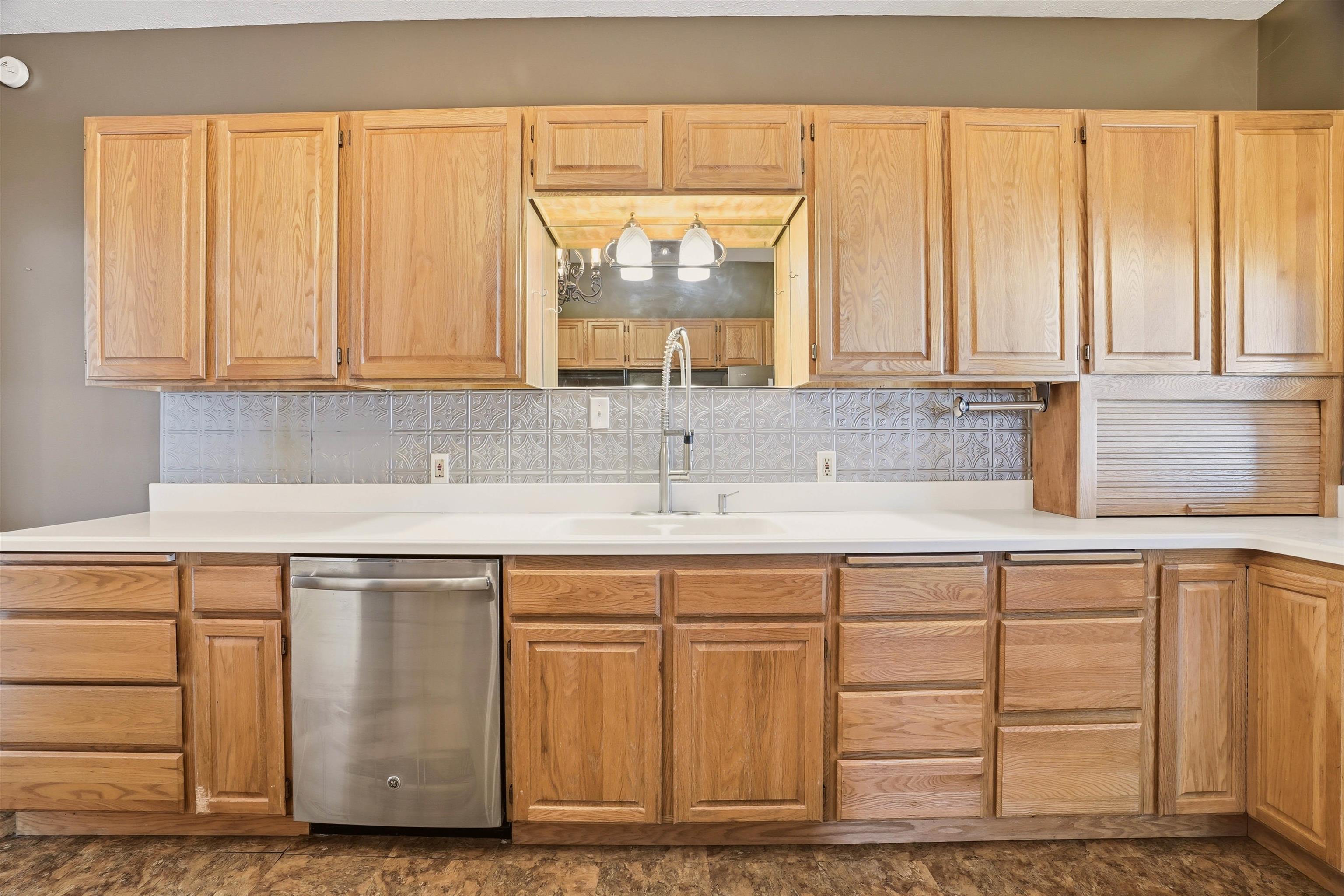 1613 West 11th Avenue Spokane, WA 99204 - Photo 18 of 41