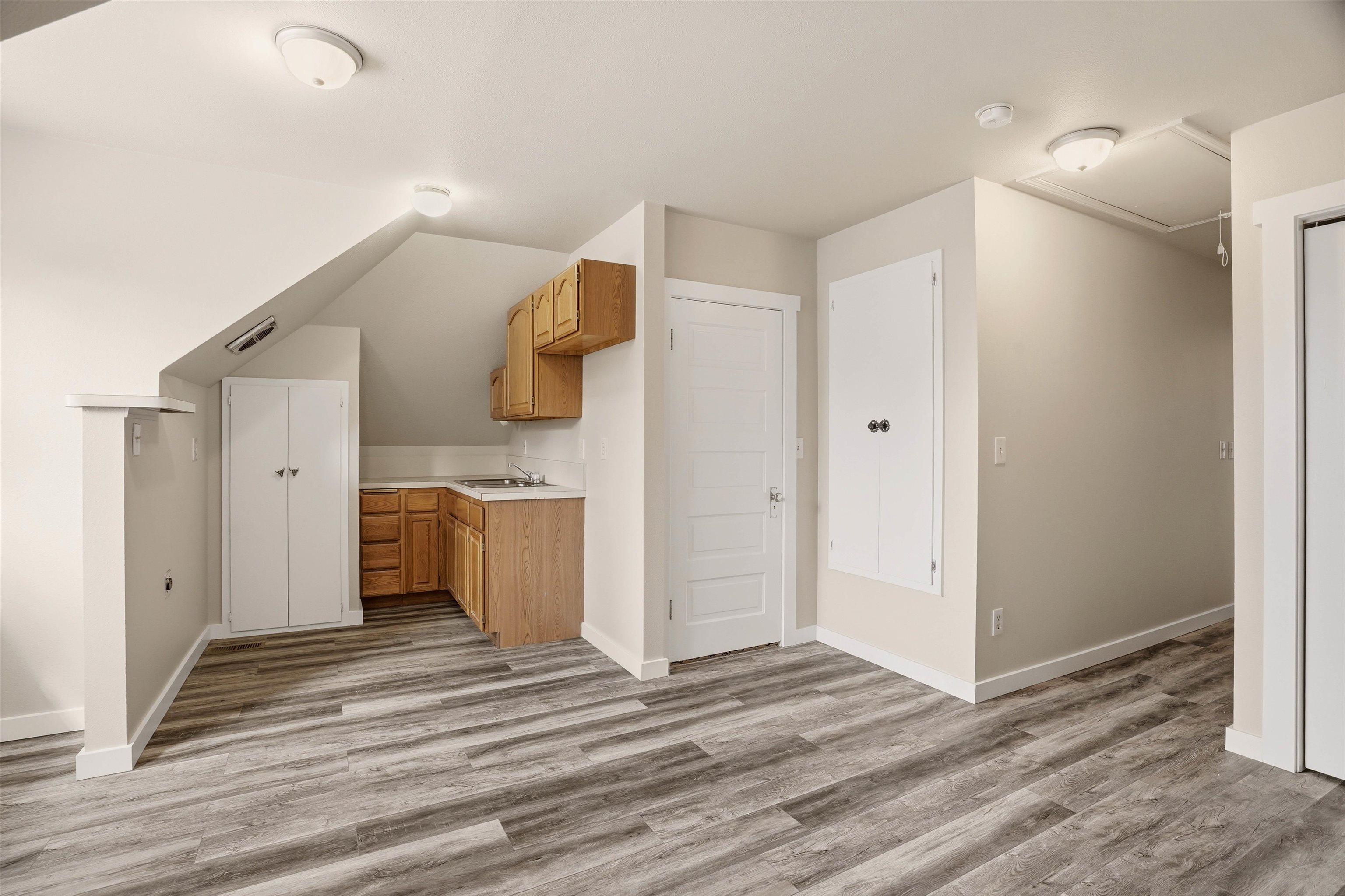 1613 West 11th Avenue Spokane, WA 99204 - Photo 28 of 41