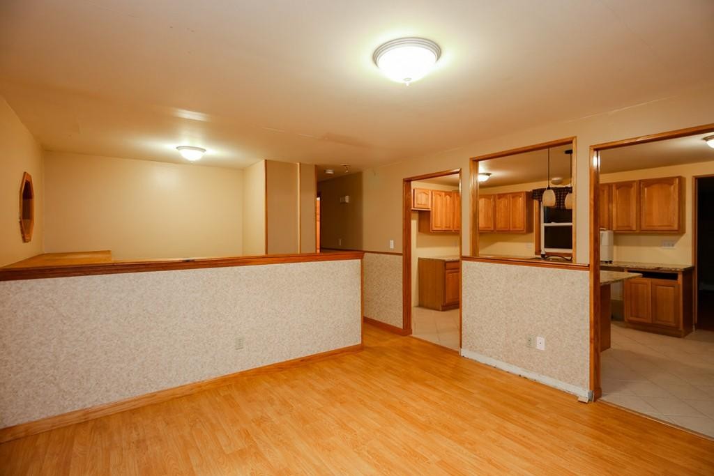 560 Doe Valley Road Athol, MA 01331 - Photo 5 of 18