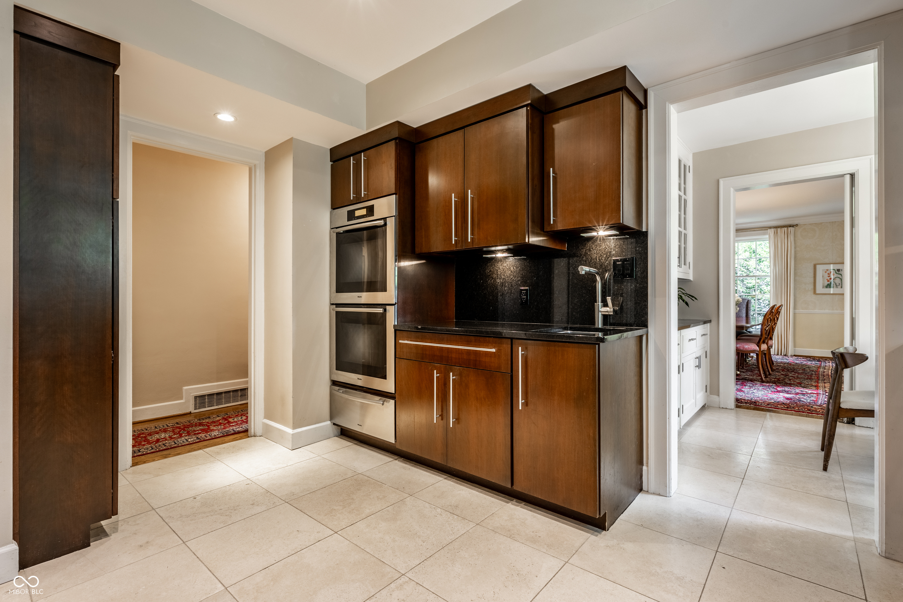200 Wellington Road Indianapolis, IN 46260 - Photo 16 of 68 Gallery Image 16