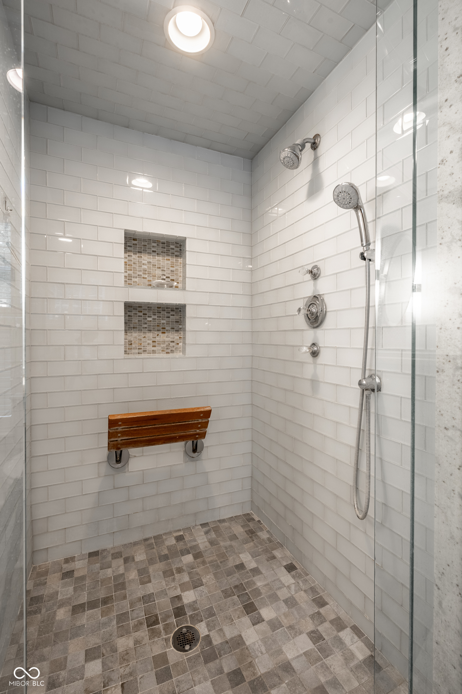 200 Wellington Road Indianapolis, IN 46260 - Photo 32 of 68 Gallery Image 32
