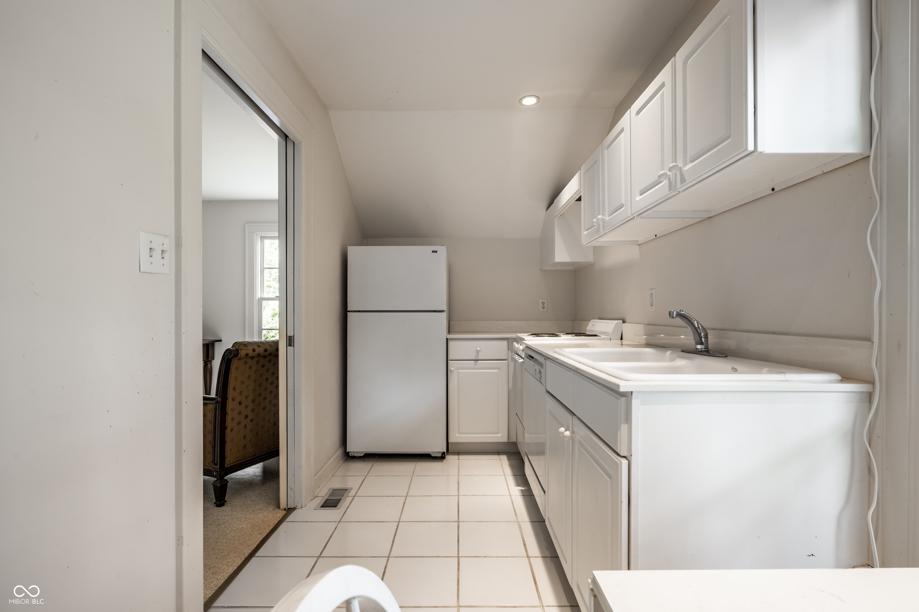 200 Wellington Road Indianapolis, IN 46260 - Photo 43 of 68 Gallery Image 43