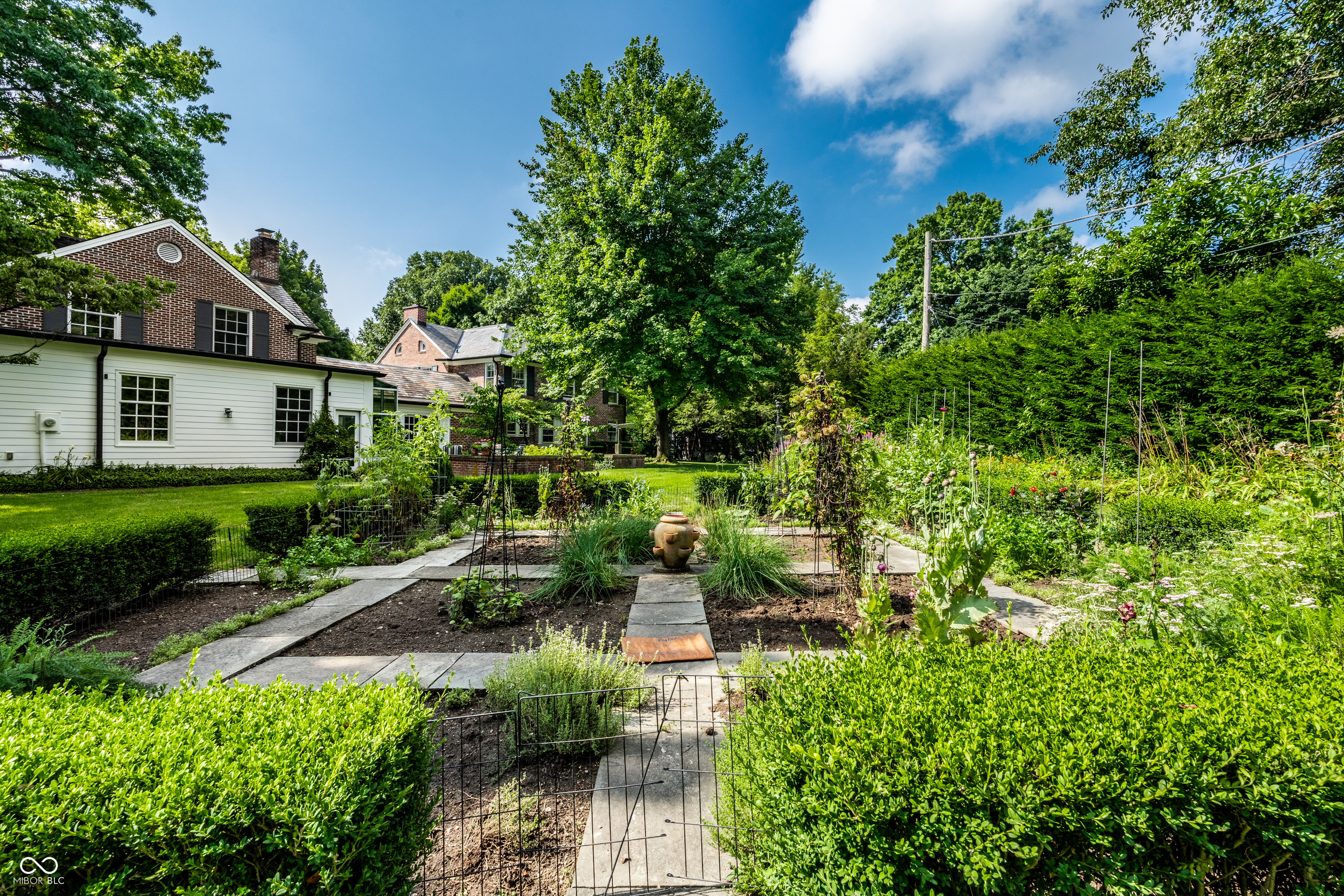 200 Wellington Road Indianapolis, IN 46260 - Photo 57 of 68 Gallery Image 57